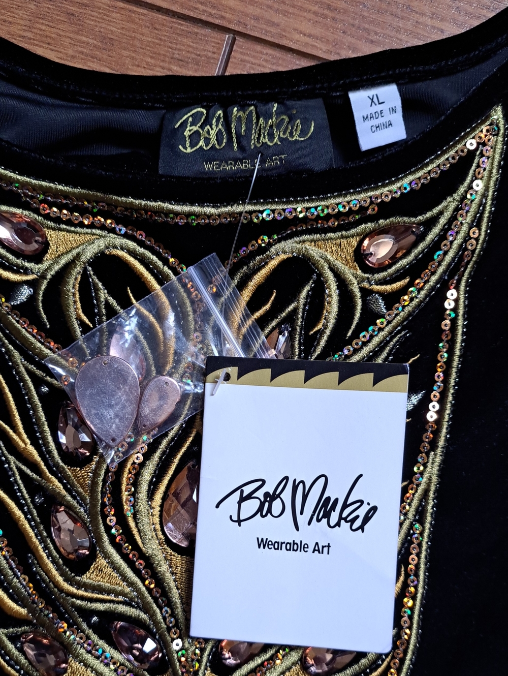 Bob Mackie Wearable Art Black Velvet Embellished Top XL NWT - Picture 7 of 13
